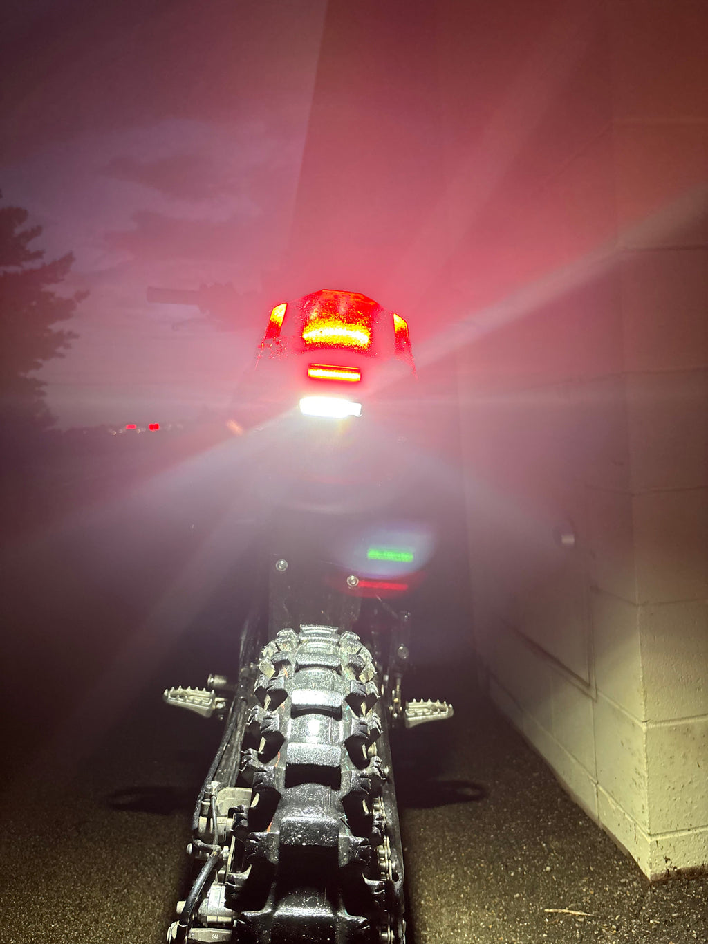 V3 Ultra Dual Rocklight+Tail light (Plug and play)