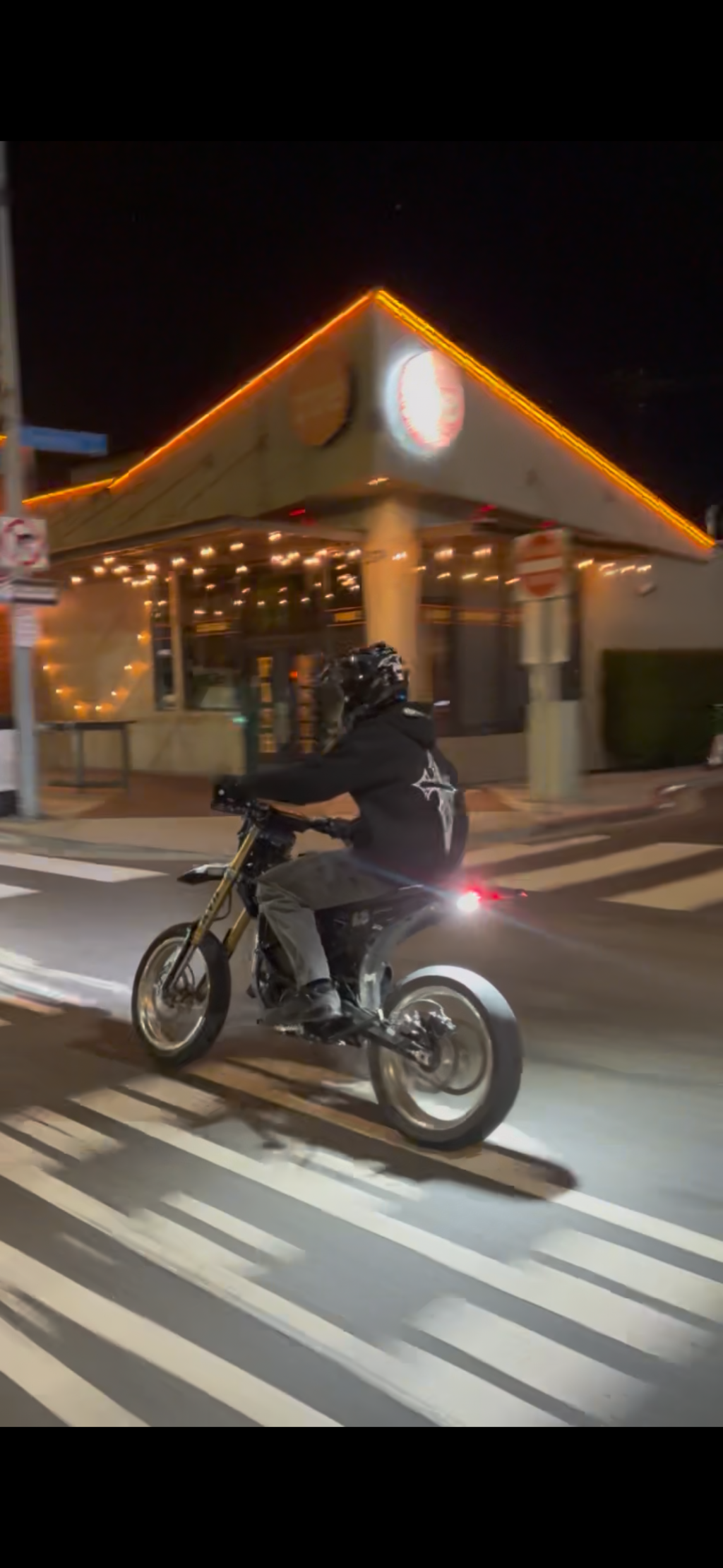 V3 Ultra Dual Rocklight+Tail light (Plug and play)