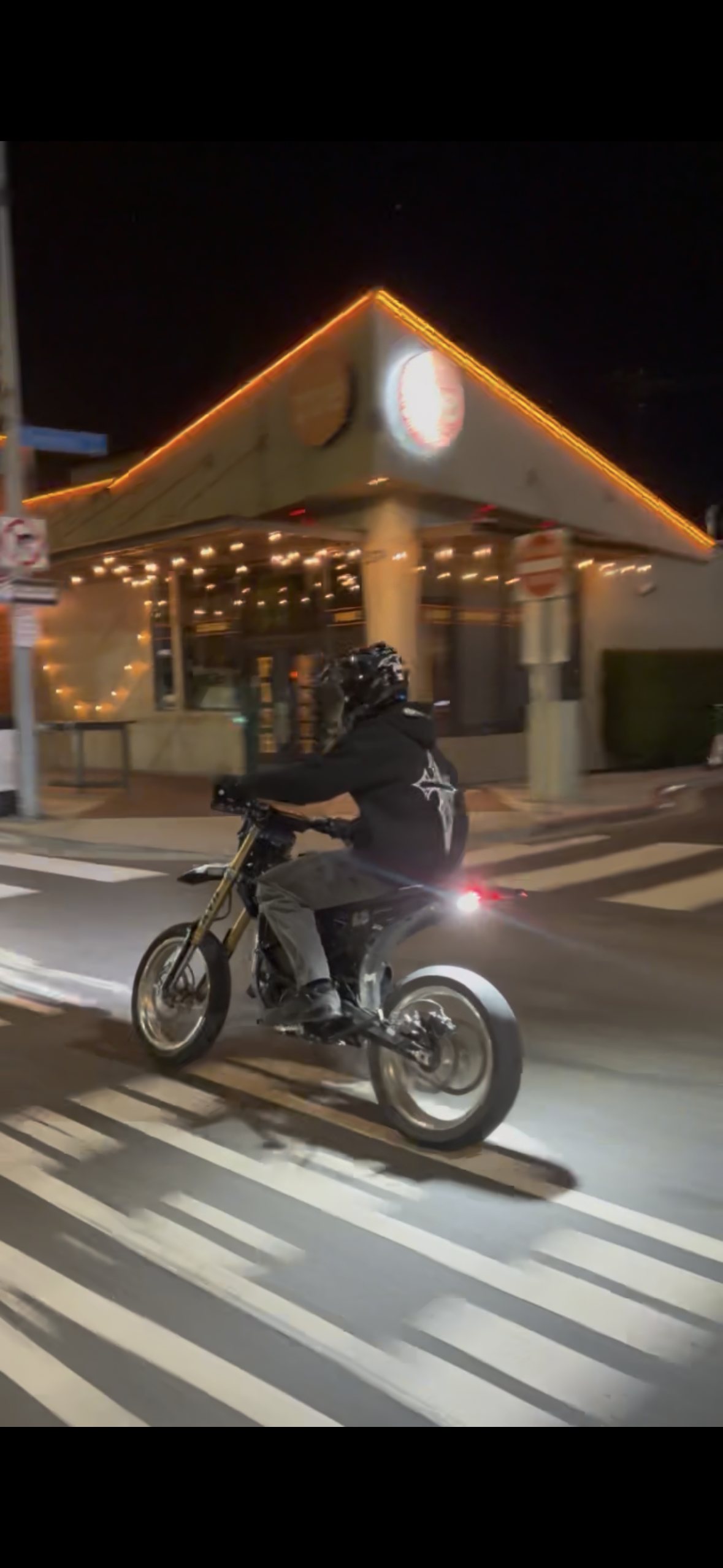 V3 Ultra Dual Rocklight+Tail light (Plug and play)