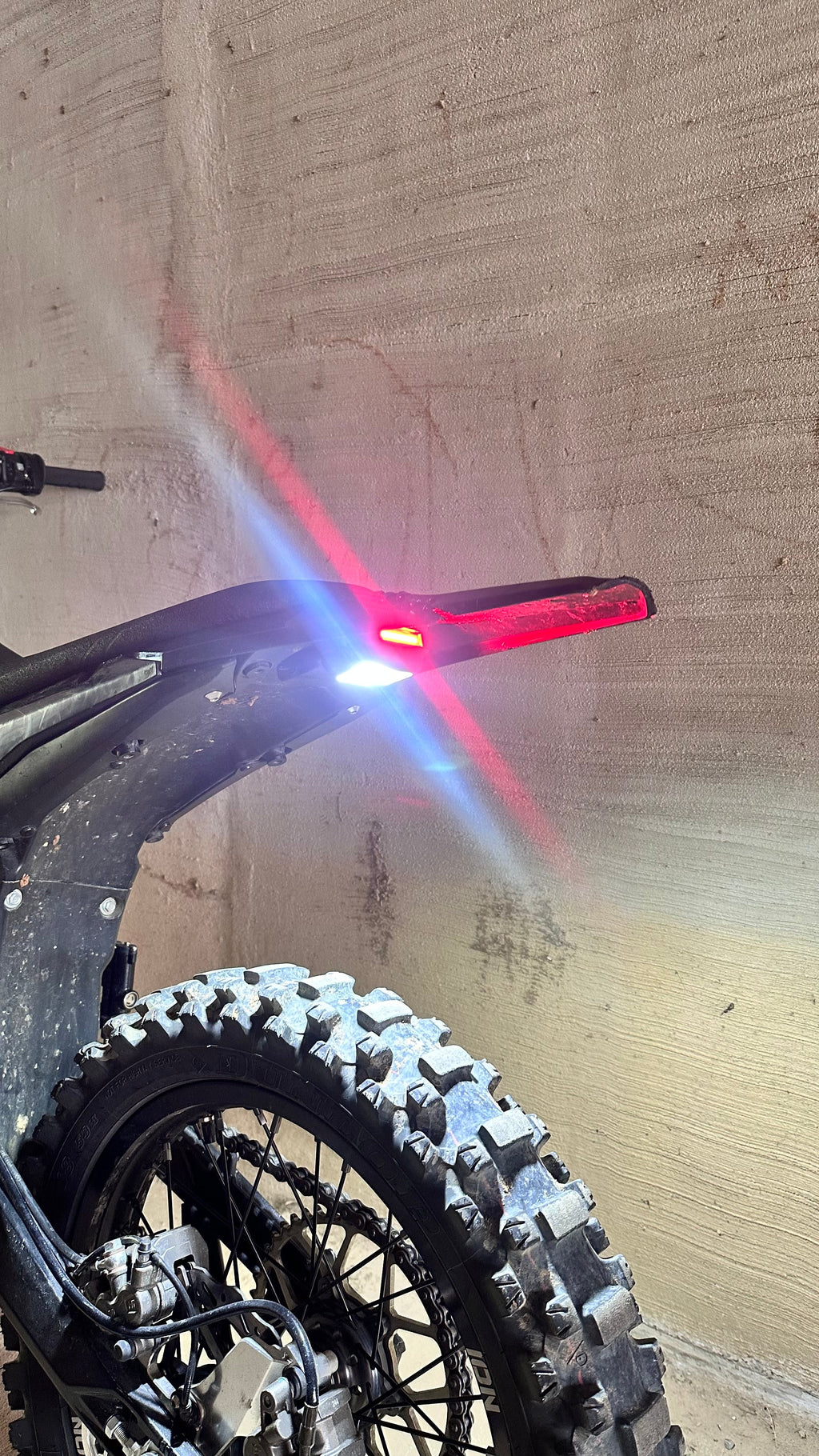 V3 Ultra Dual Rocklight+Tail light (Plug and play)